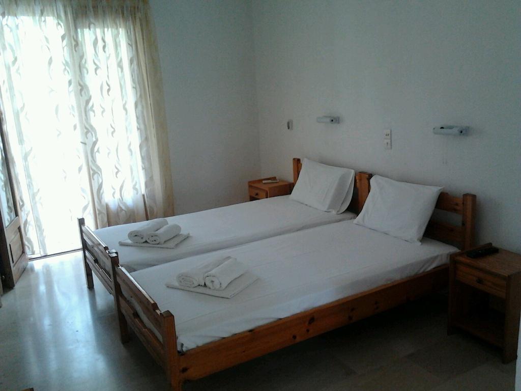 Digkas Apartments Kato Korakiana Bilik gambar